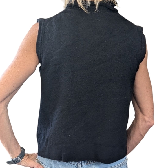 Vintage Gianfranco Ferre Made in Italy Wool Minimalist Vest Neutral Cardigan - Picture 3 of 8